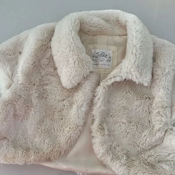 Justice Girls 12/14 Faux Fur Bolero Jacket, Off-White great for Holidays! - Picture 3 of 4